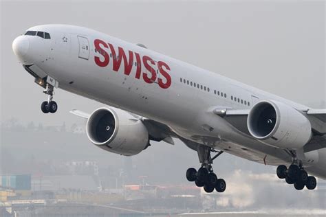 boeing 777-300|Boeing 777 Came Off Runway, Hundreds Stranded in .